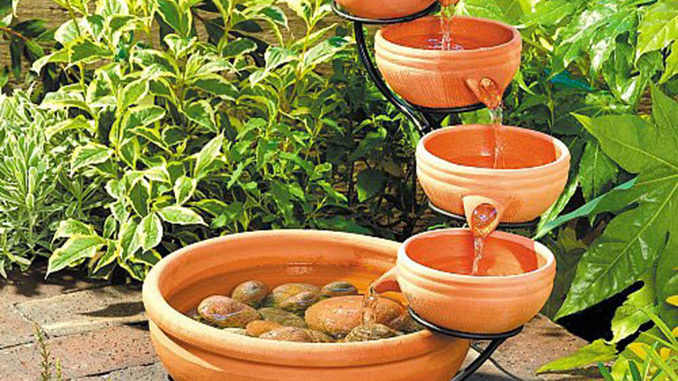 y-tuong-thiet-ke-dai-phun-nuoc-mini-trong-san-vuon-6 Ý tưởng thiết kế đài phun nước mini cho sân vườn
